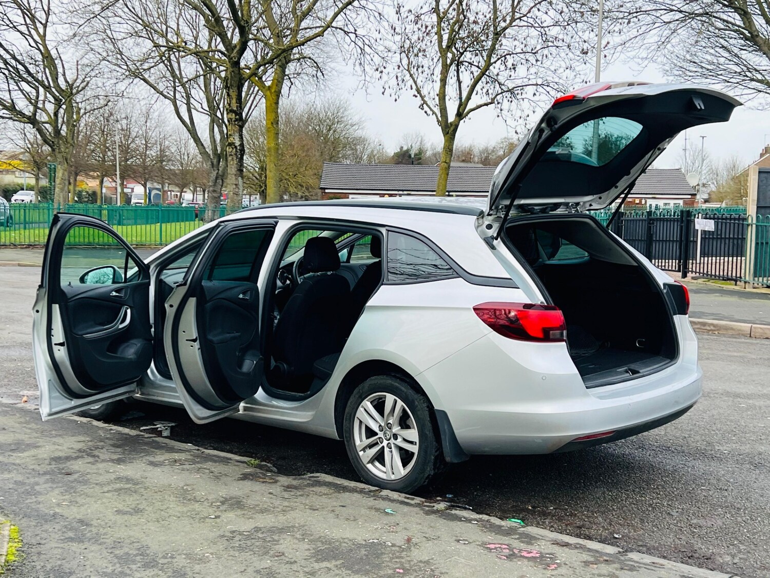 Used Vauxhall Astra 2018 for sale - 77551354: Photo 25