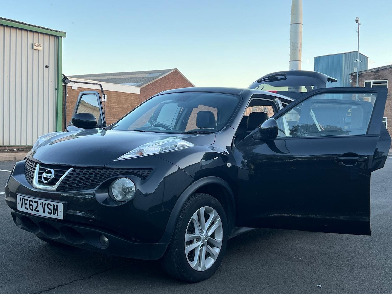 Used Nissan Juke 2012 for sale - 76370048: Photo 2