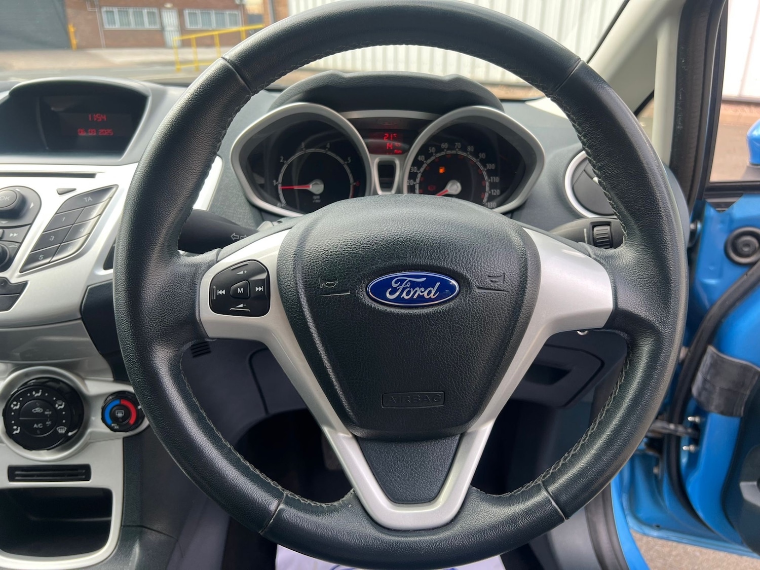Used Ford Fiesta 2012 for sale - 76165239: Photo 26
