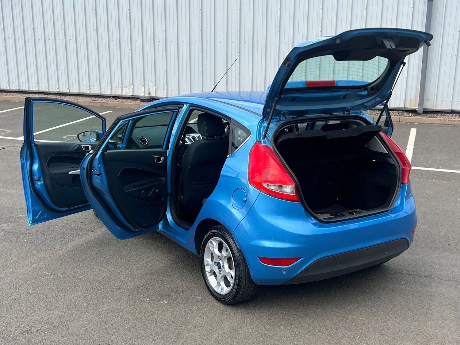 Used Ford Fiesta 2012 for sale - 76165239: Photo 28