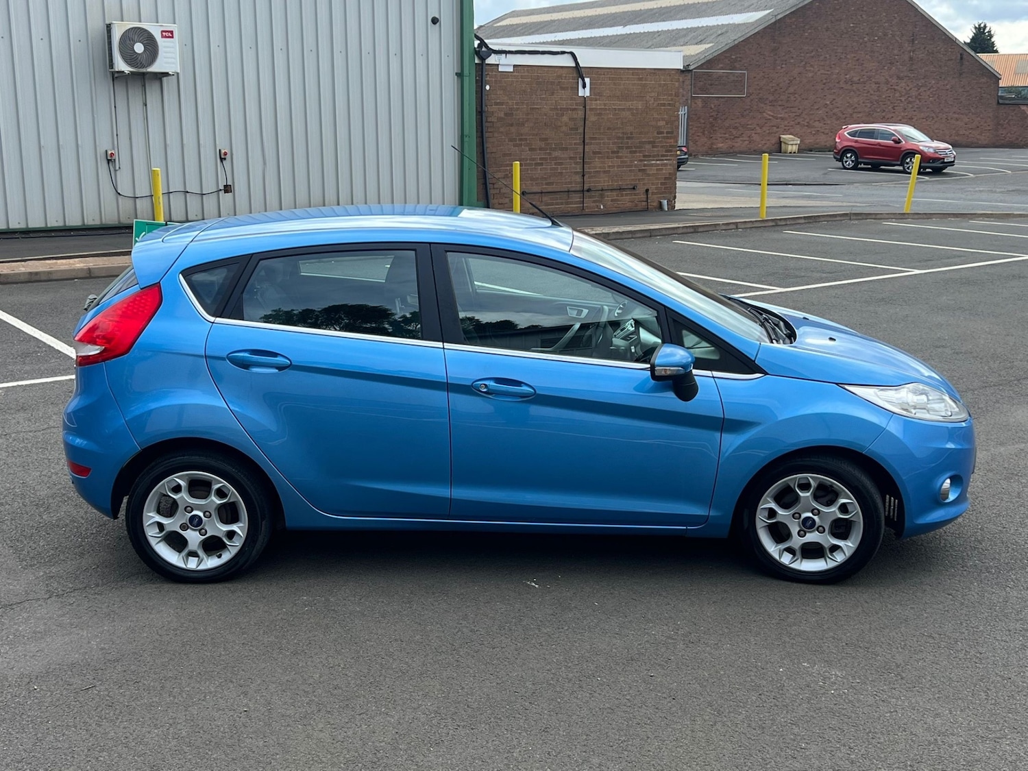 Used Ford Fiesta 2012 for sale - 76165239: Photo 3