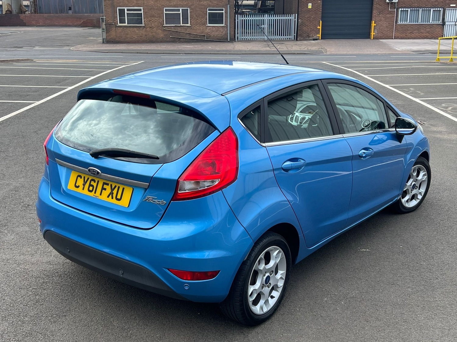 Used Ford Fiesta 2012 for sale - 76165239: Photo 6
