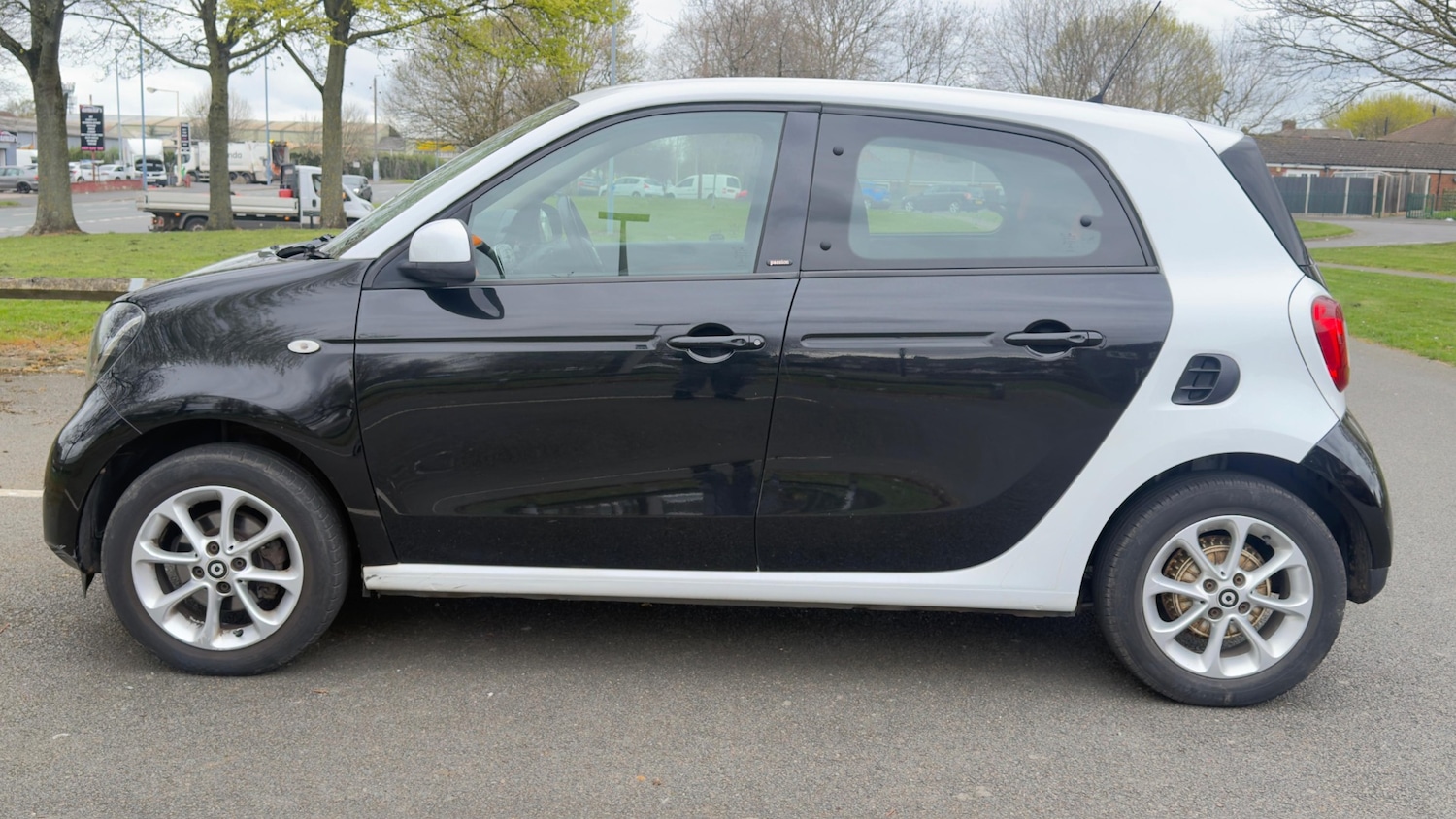 Used smart forfour 2015 for sale - 78102309: Photo 2