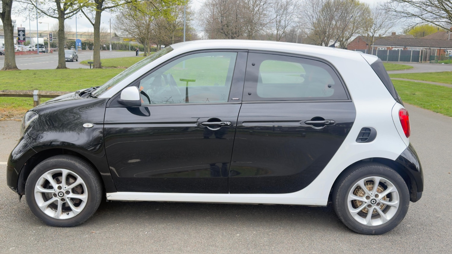 Used smart forfour 2015 for sale - 78102309: Photo 8