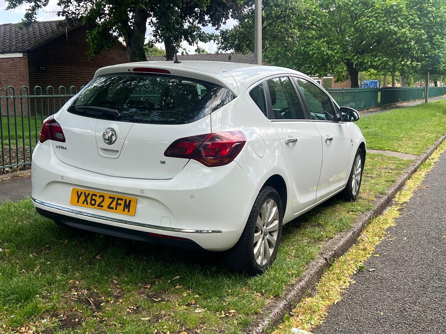 Used Vauxhall Astra 2012 for sale - 76318253: Photo 10