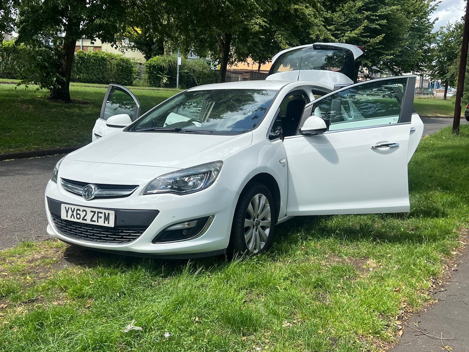 Used Vauxhall Astra 2012 for sale - 76318253: Photo 21