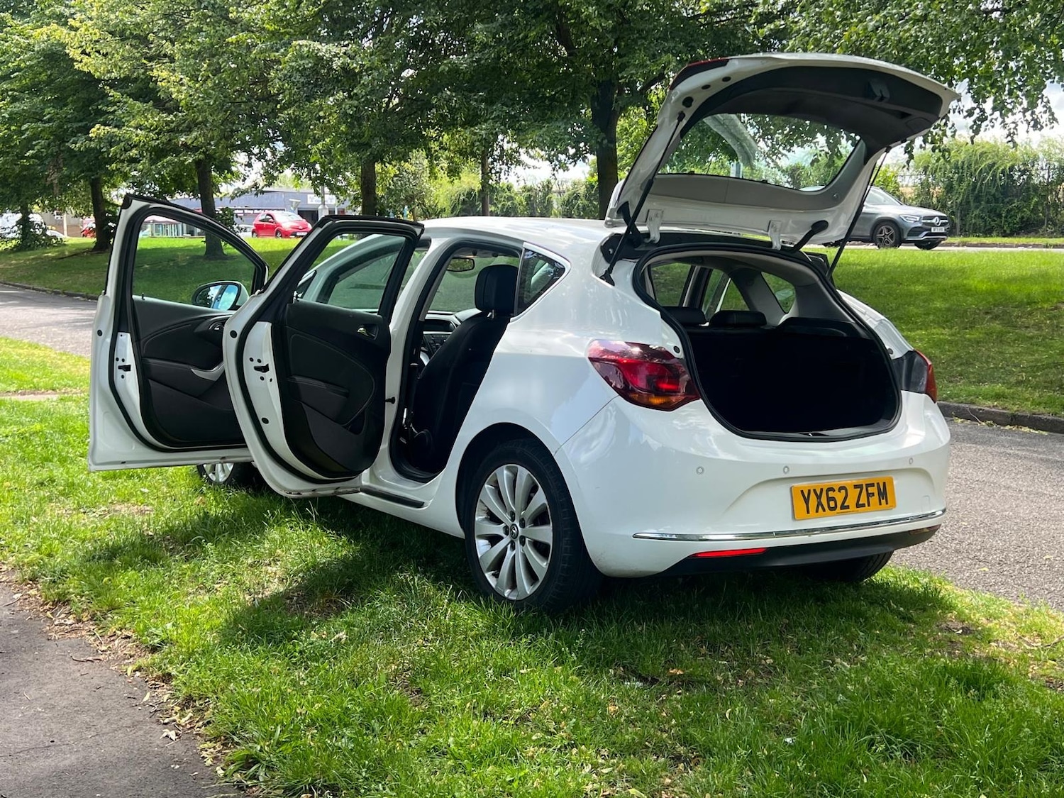 Used Vauxhall Astra 2012 for sale - 76318253: Photo 25