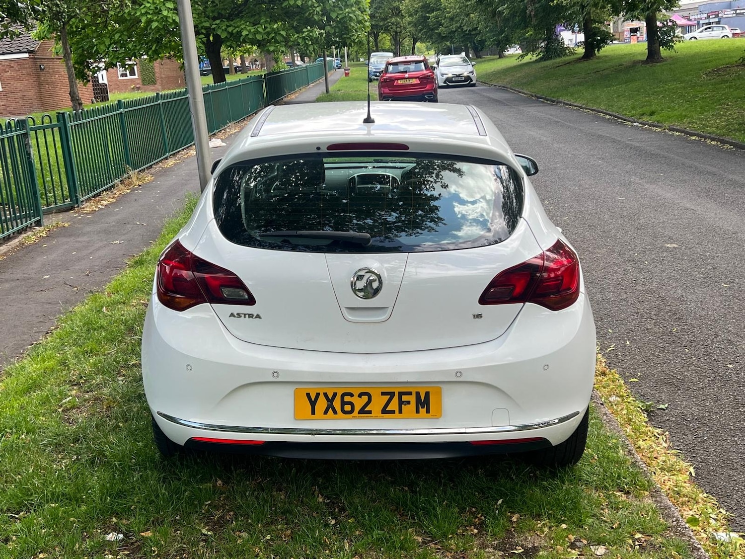 Used Vauxhall Astra 2012 for sale - 76318253: Photo 8