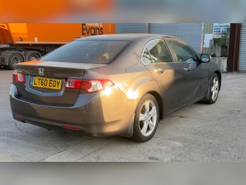 Used Honda Accord 2010 for sale - 79121267: Photo