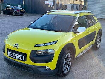 Used Citroen C4 Cactus 2016 for sale - 76165401: Photo