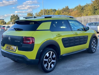 Used Citroen C4 Cactus 2016 for sale - 76165401: Photo