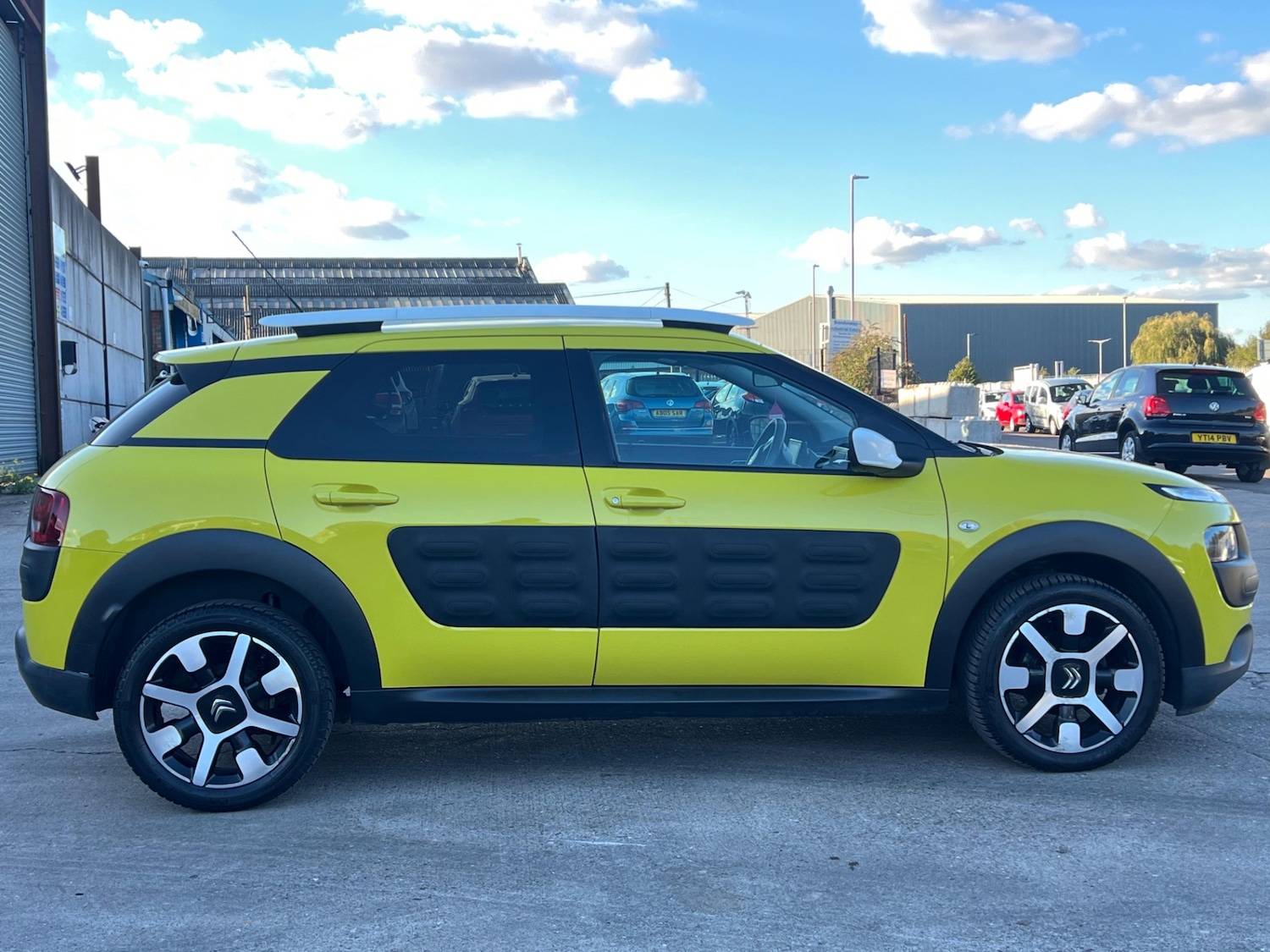 Used Citroen C4 Cactus 2016 for sale - 76165401: Photo 7
