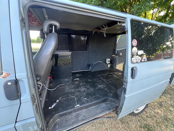 Used Volkswagen Transporter 2003 for sale - 76226145: Photo 31