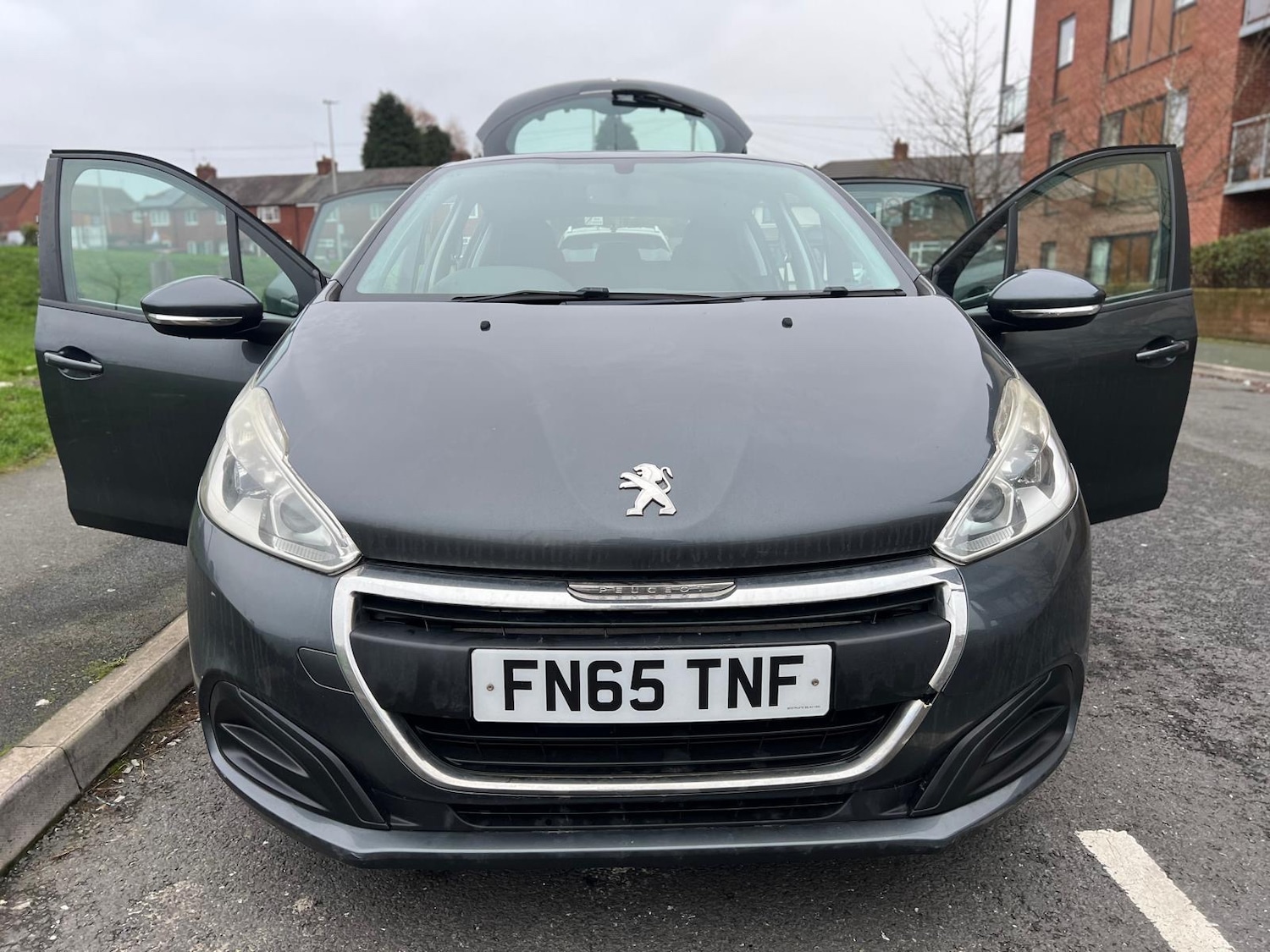 Used Peugeot 208 2015 for sale - 77320182: Photo 28