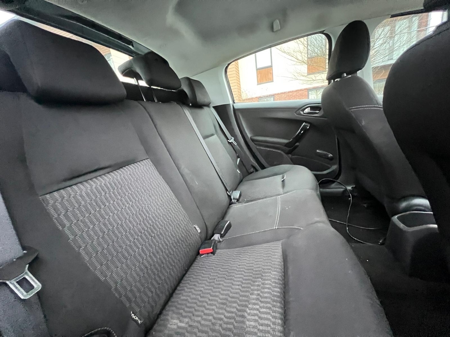 Used Peugeot 208 2015 for sale - 77320182: Photo 42