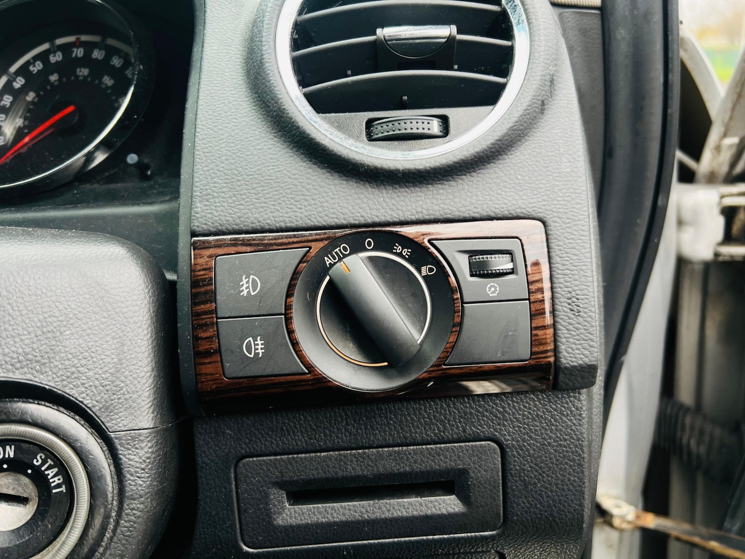 Used Vauxhall Antara 2007 for sale - 77218055: Photo 32