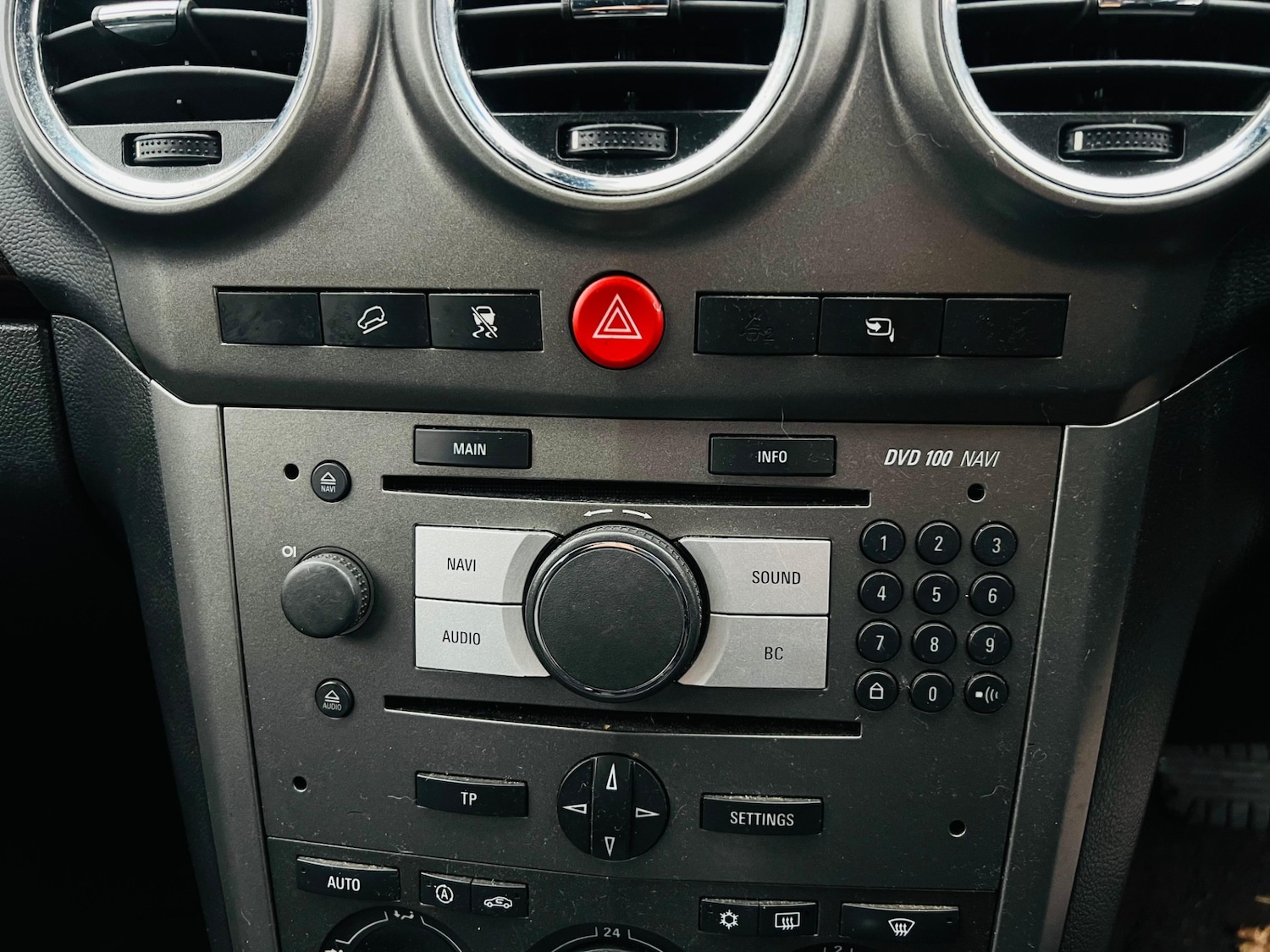 Used Vauxhall Antara 2007 for sale - 77218055: Photo 37