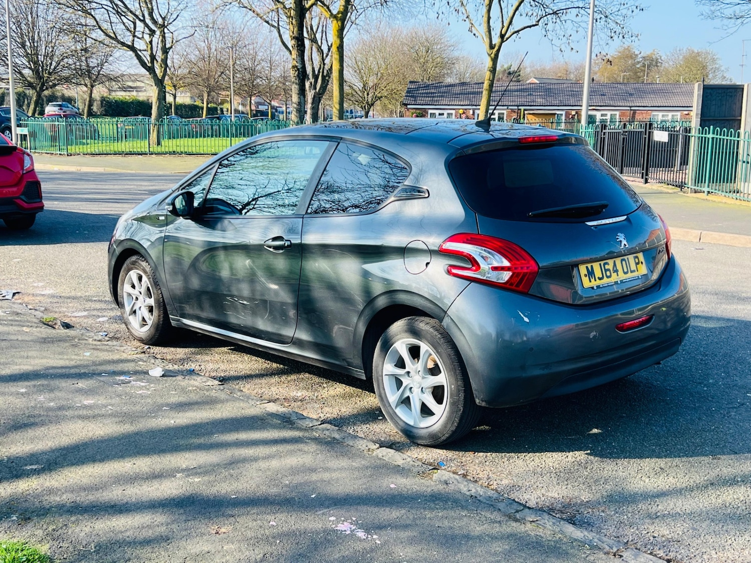 Used Peugeot 208 2015 for sale - 77613775: Photo 10