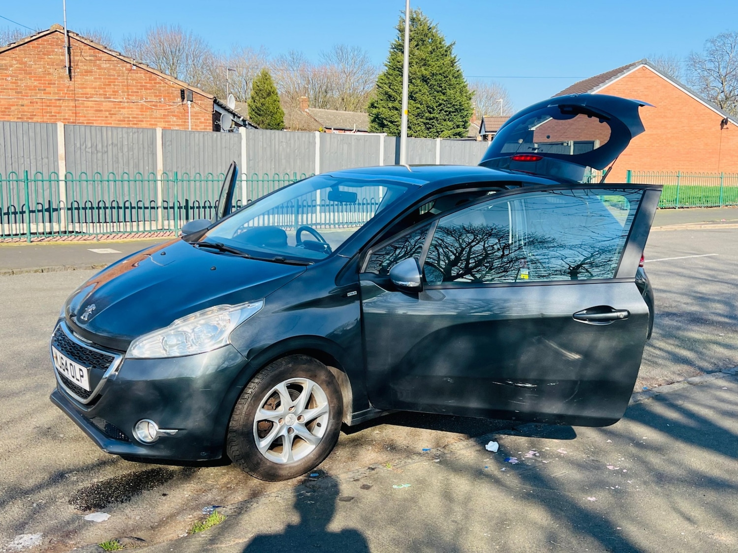 Used Peugeot 208 2015 for sale - 77613775: Photo 31