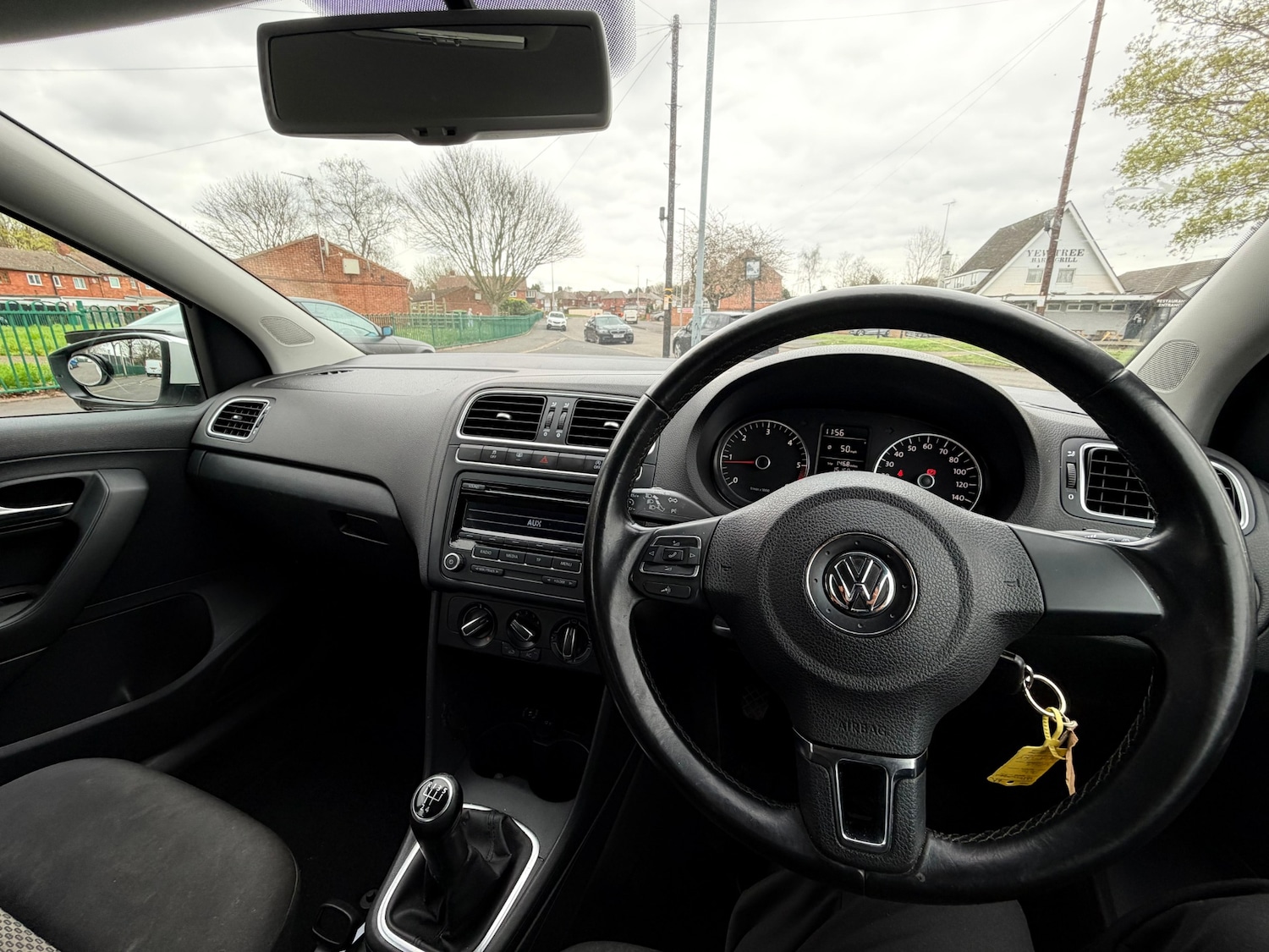 Used Volkswagen Polo 2011 for sale - 77959258: Photo 19