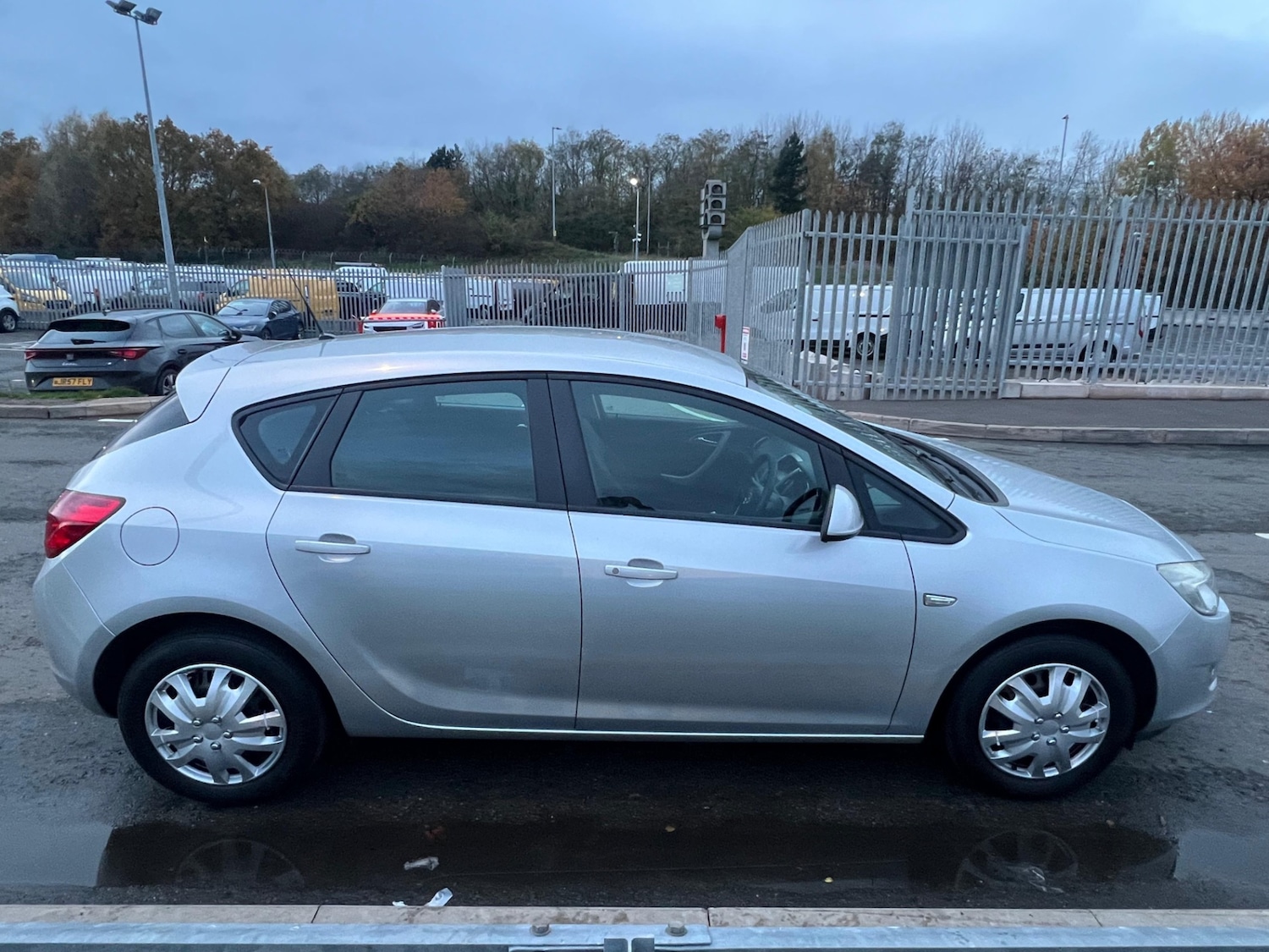 Used Vauxhall Astra 2010 for sale - 76446996: Photo 14