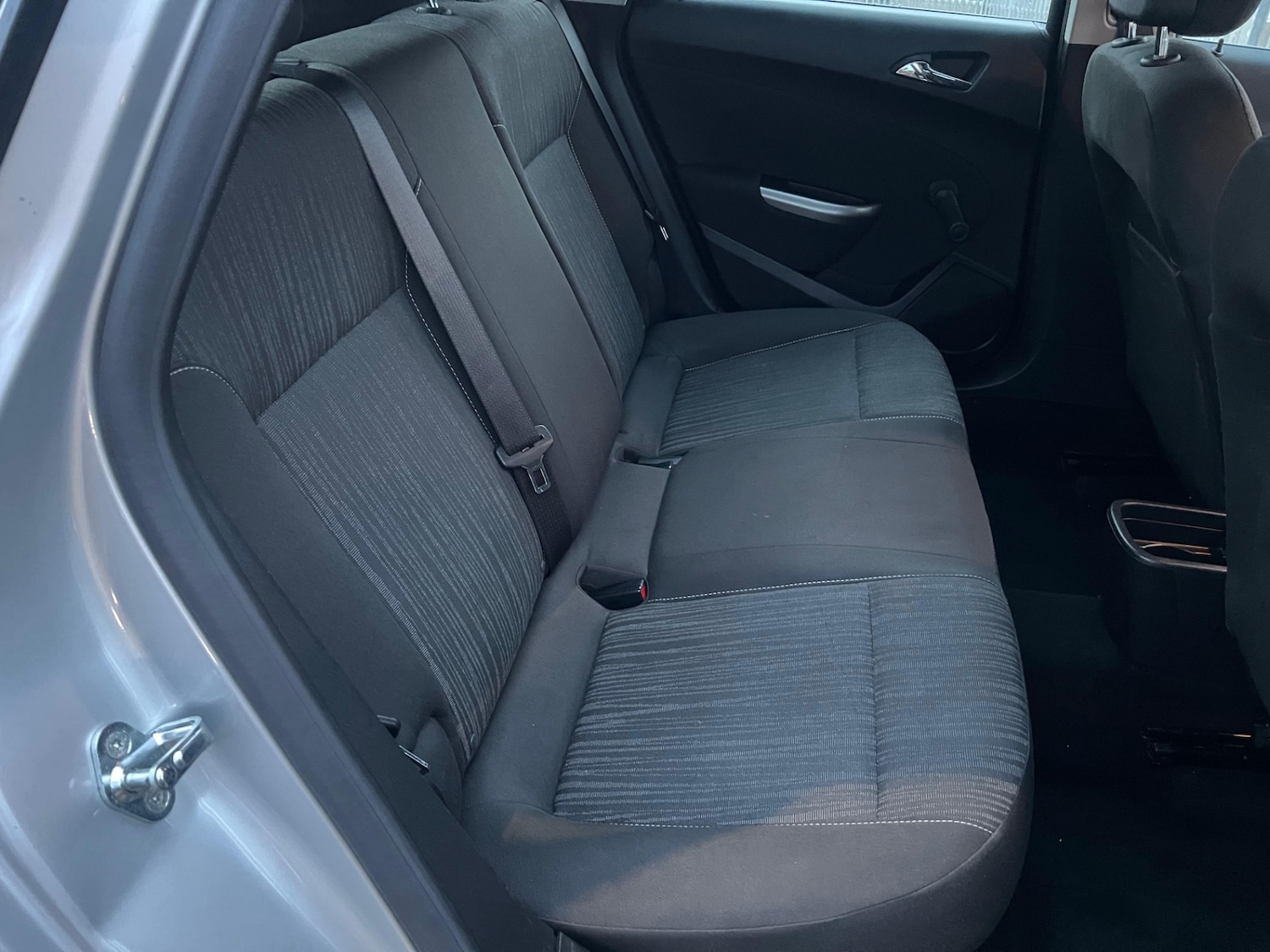 Used Vauxhall Astra 2010 for sale - 76446996: Photo 15