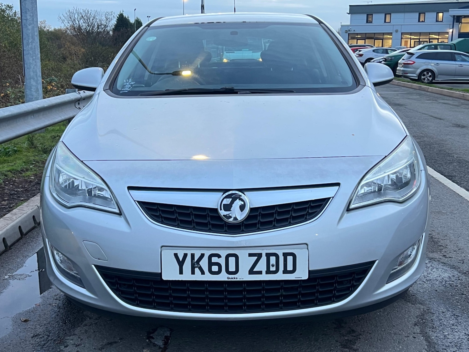 Used Vauxhall Astra 2010 for sale - 76446996: Photo 2