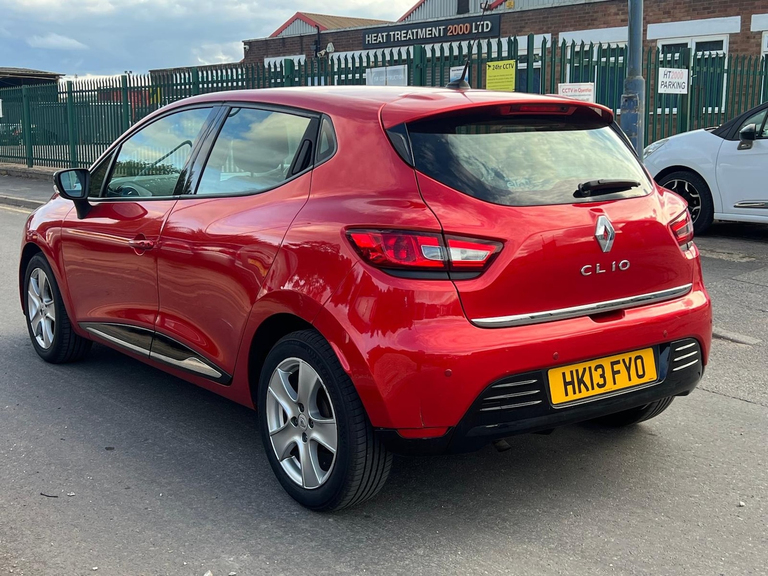 Used Renault Clio 2013 for sale - 76167584: Photo 1