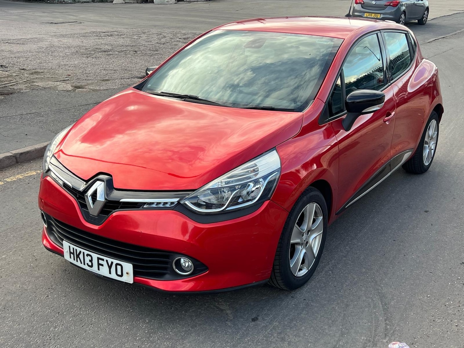 Used Renault Clio 2013 for sale - 76167584: Photo 19