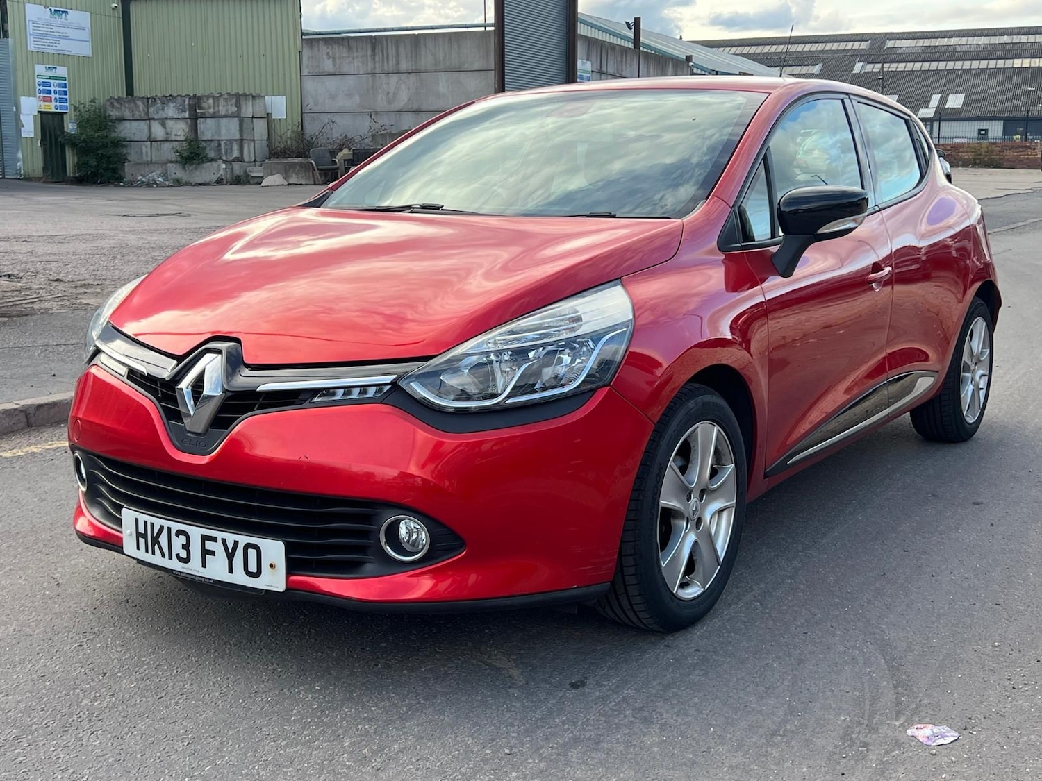 Used Renault Clio 2013 for sale - 76167584: Photo 20