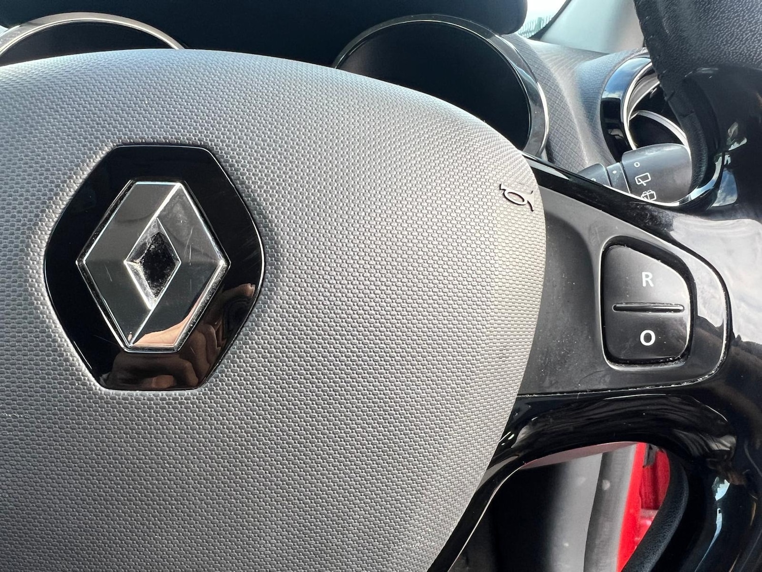 Used Renault Clio 2013 for sale - 76167584: Photo 26