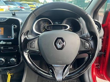 Used Renault Clio 2013 for sale - 76167584: Photo