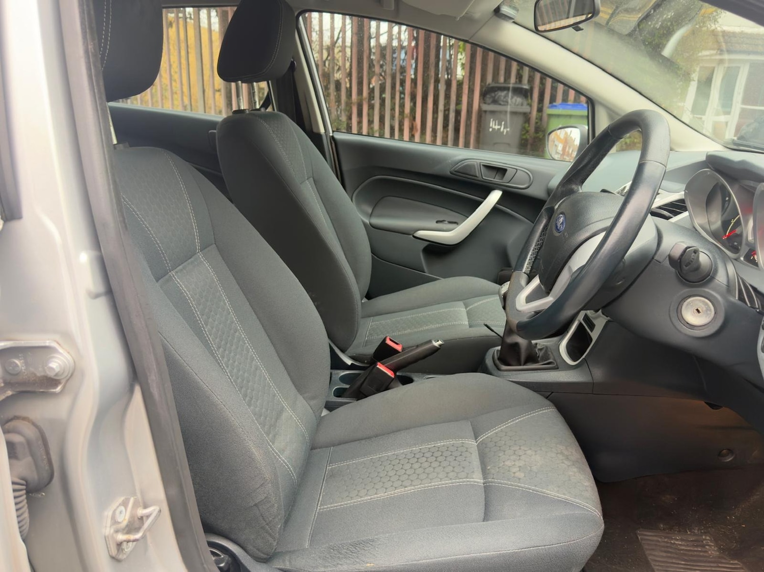 Used Ford Fiesta 2010 for sale - 77613692: Photo 13