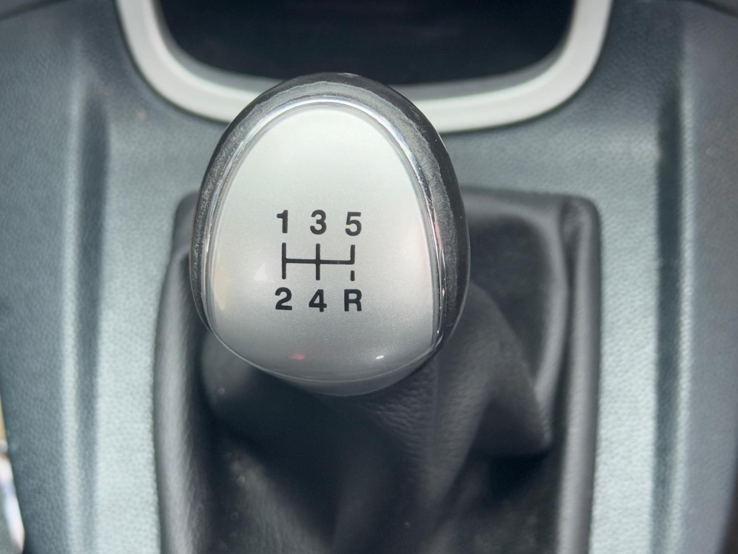 Used Ford Fiesta 2010 for sale - 77613692: Photo 25