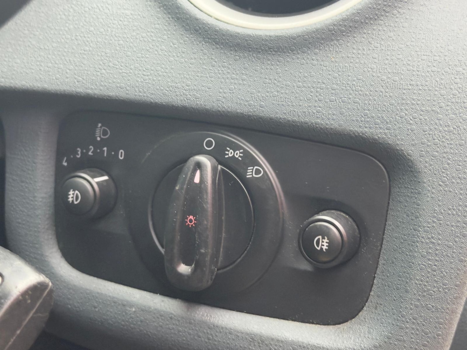 Used Ford Fiesta 2010 for sale - 77613692: Photo 27