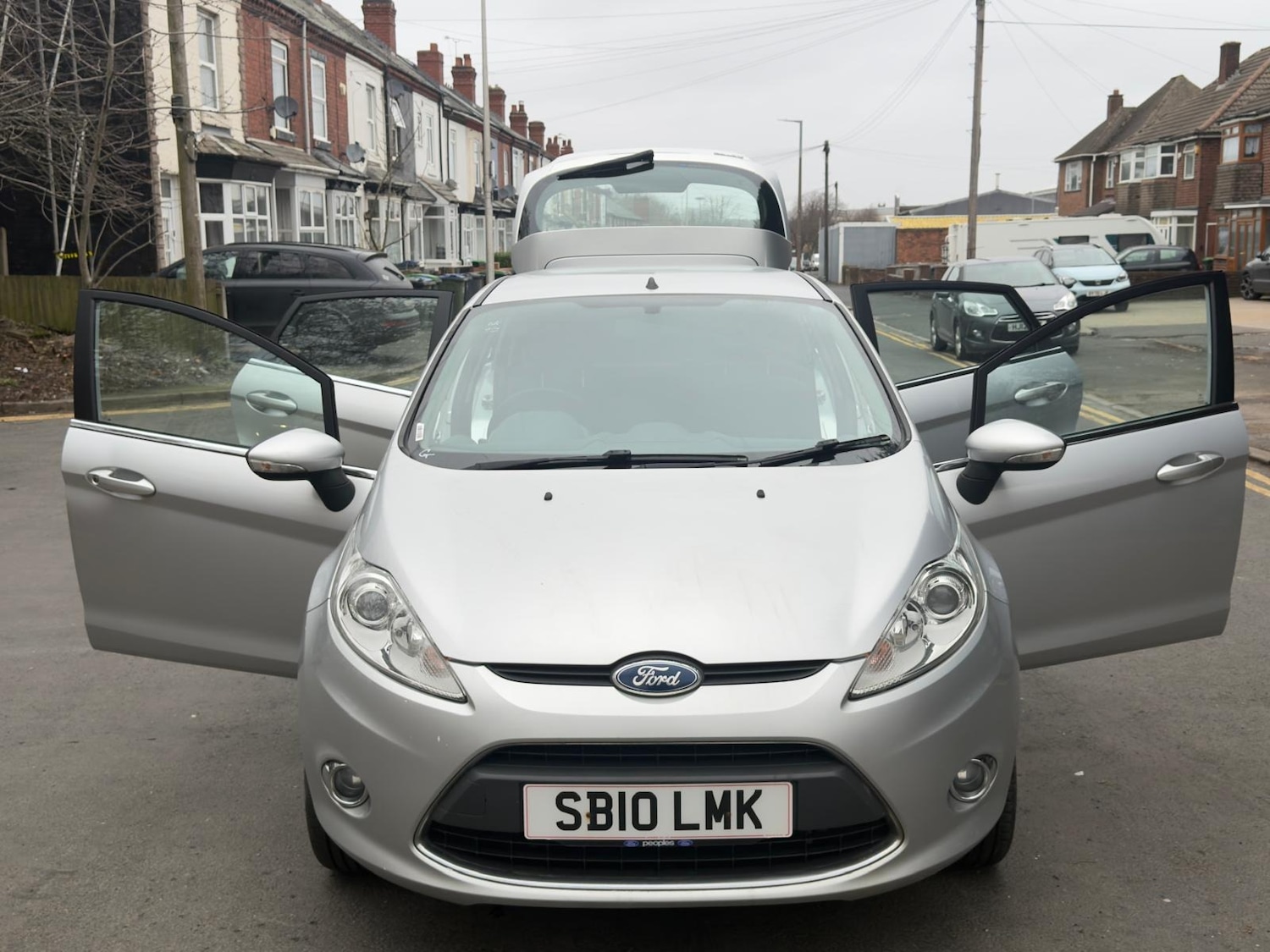 Used Ford Fiesta 2010 for sale - 77613692: Photo 32