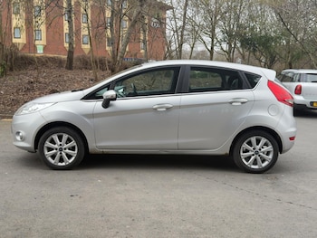 Used Ford Fiesta 2010 for sale - 77613692: Photo