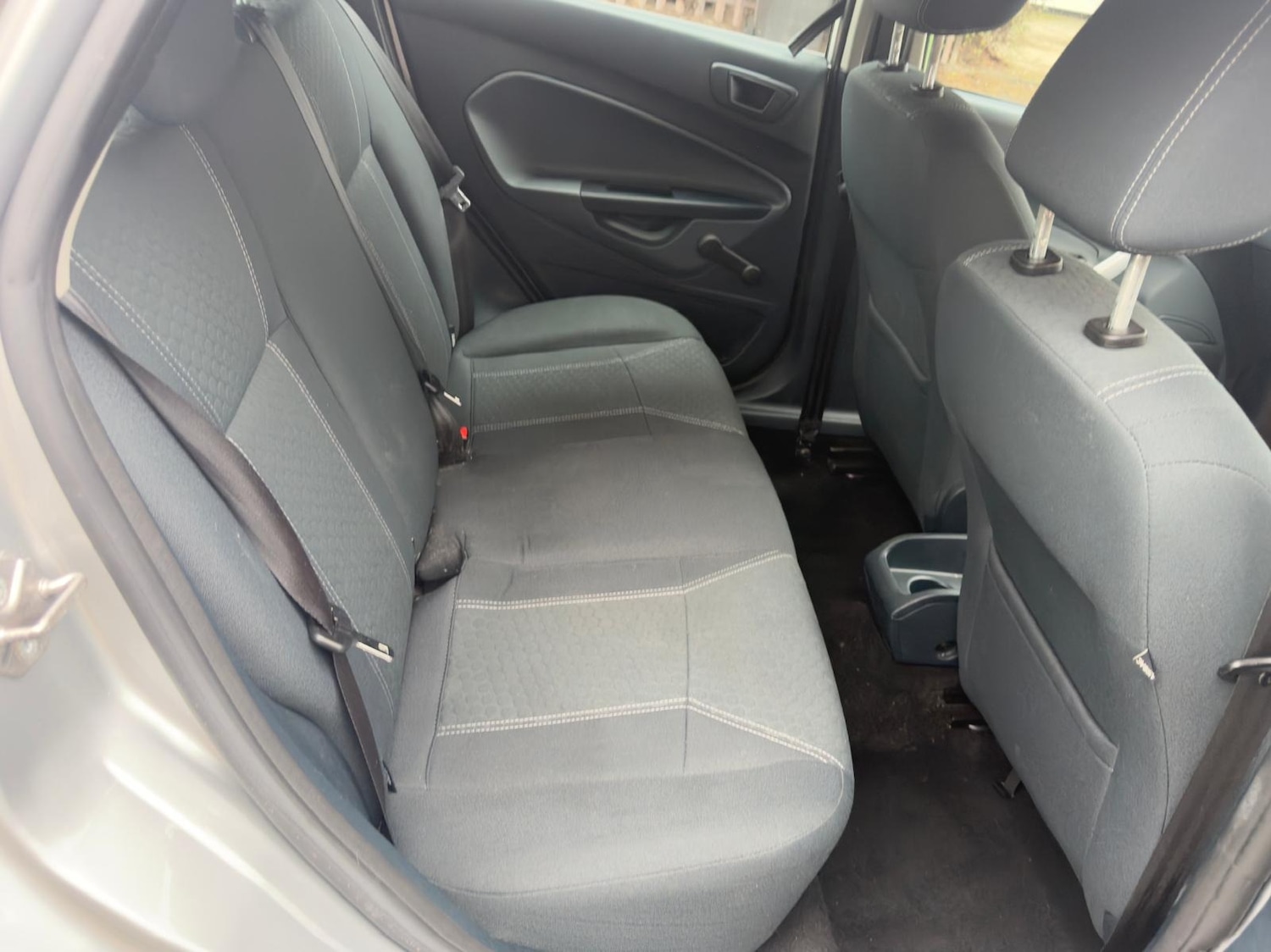 Used Ford Fiesta 2010 for sale - 77613692: Photo 6