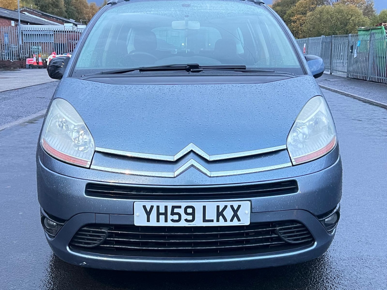 Used Citroen C4 Grand Picasso 2009 for sale - 76447040: Photo 2