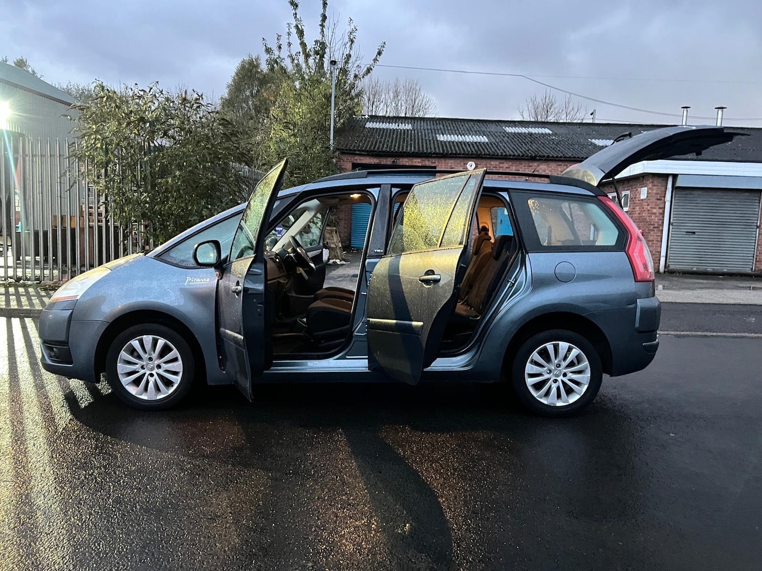 Used Citroen C4 Grand Picasso 2009 for sale - 76447040: Photo 34