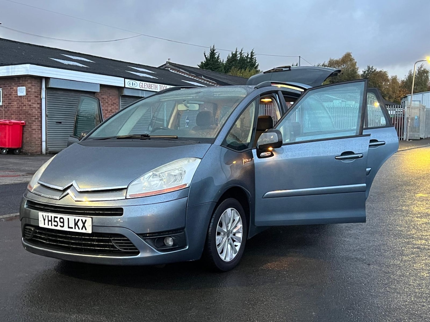 Used Citroen C4 Grand Picasso 2009 for sale - 76447040: Photo 35