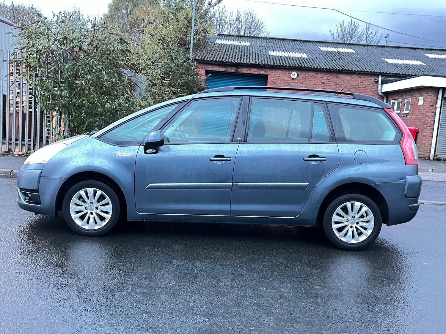 Used Citroen C4 Grand Picasso 2009 for sale - 76447040: Photo 4