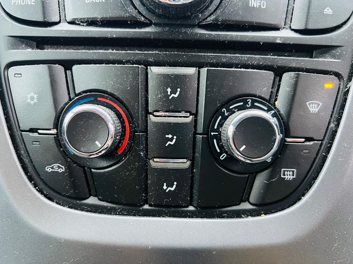 Used Vauxhall Astra 2012 for sale - 77546090: Photo 27