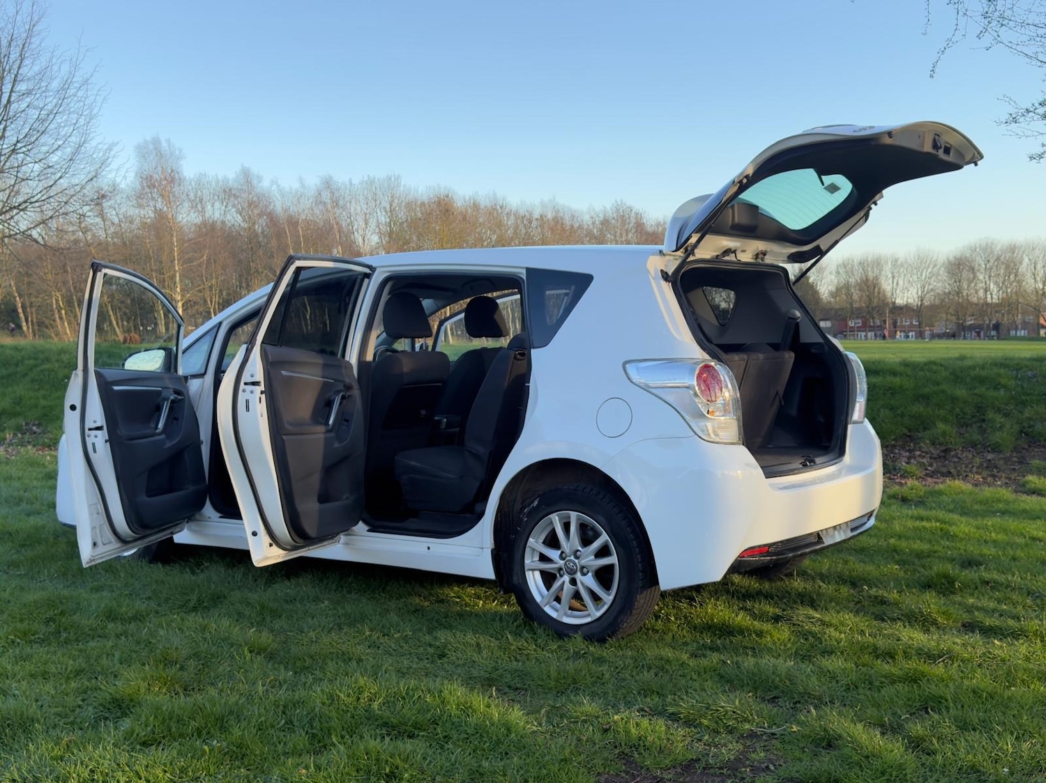 Used Toyota Verso 2014 for sale - 77332361: Photo 22