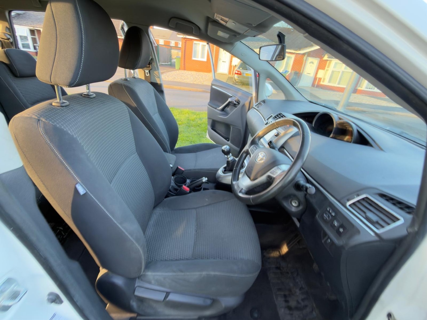 Used Toyota Verso 2014 for sale - 77332361: Photo 26