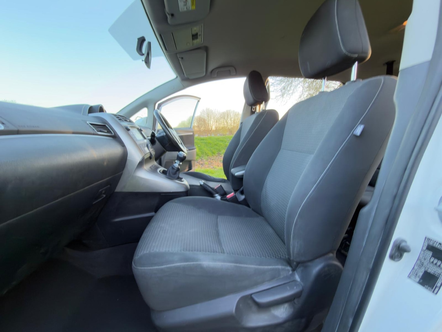 Used Toyota Verso 2014 for sale - 77332361: Photo 35