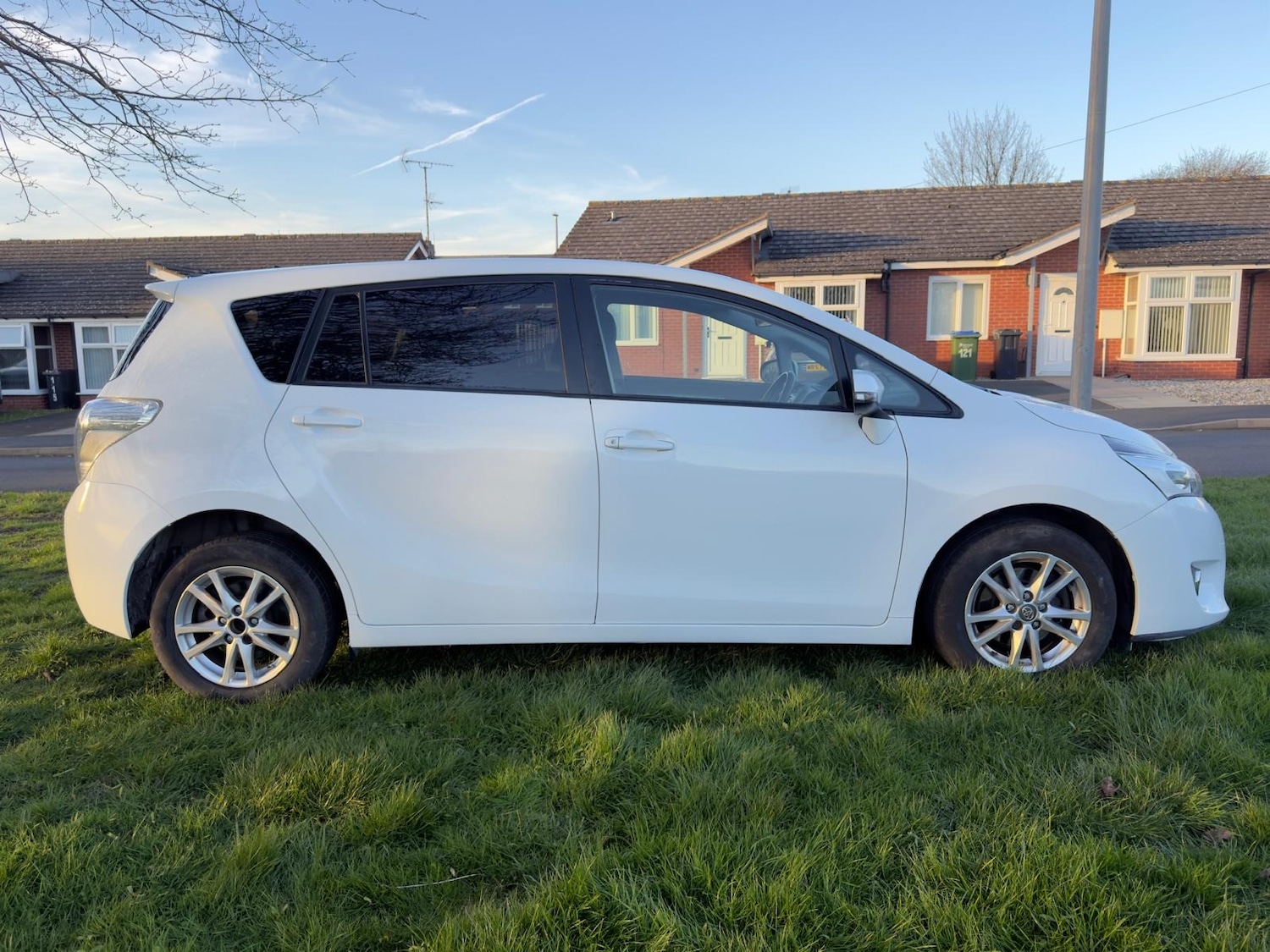 Used Toyota Verso 2014 for sale - 77332361: Photo 45