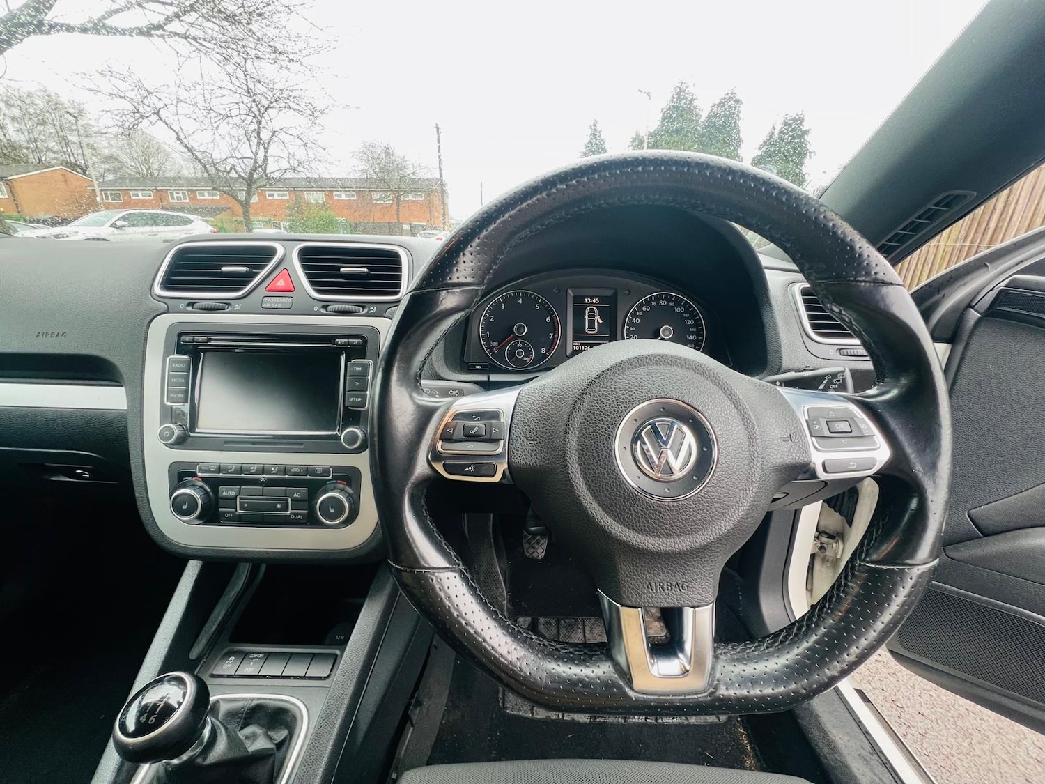 Used Volkswagen Scirocco 2010 for sale - 77550792: Photo 35