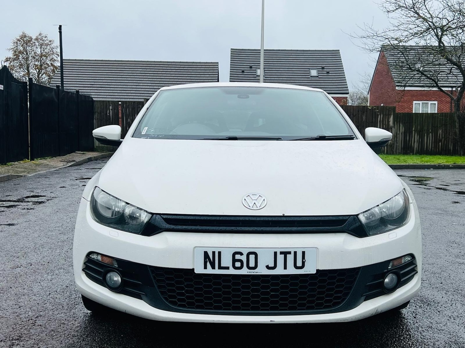 Used Volkswagen Scirocco 2010 for sale - 77550792: Photo 5