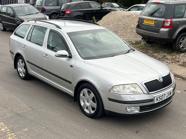 Used Skoda Octavia 2007 for sale - 76167993: Photo 2